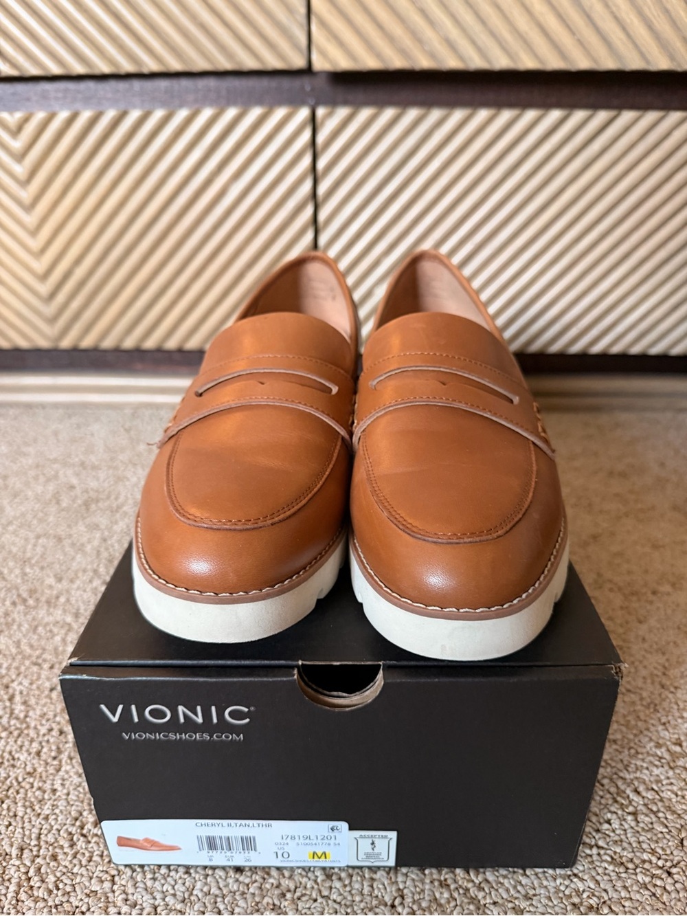 Vionic Women’s Tan Leather Penny Loafers